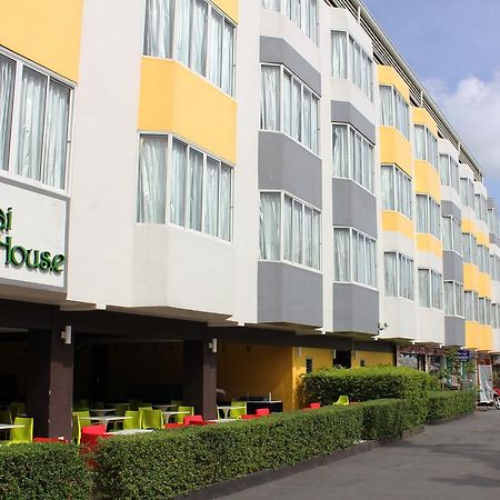 Malai House Hotel Karon Eksteriør billede