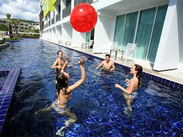 Malai House Hotel Karon Eksteriør billede